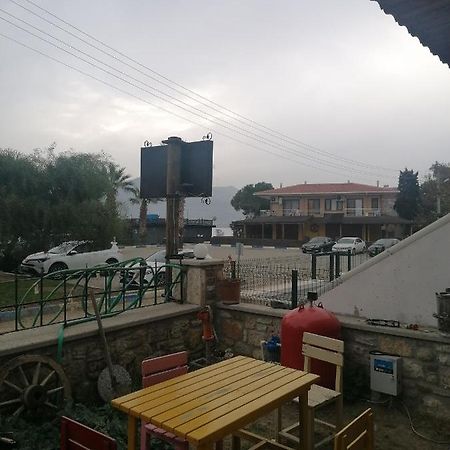 Tashan Otel Foca Kültér fotó